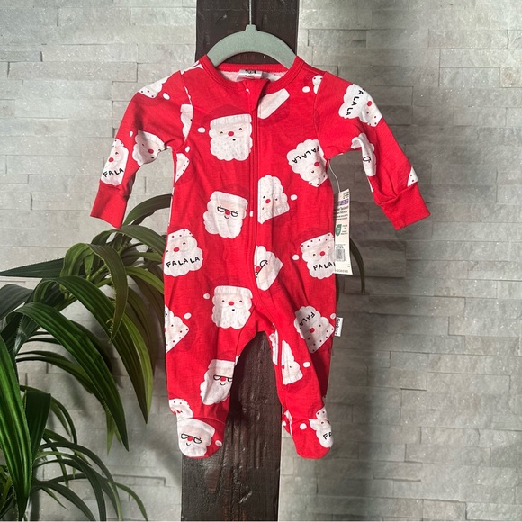 Gerber Sleep n Play Santa Clause Red Cotton New with Tags - Picture 4 of 9